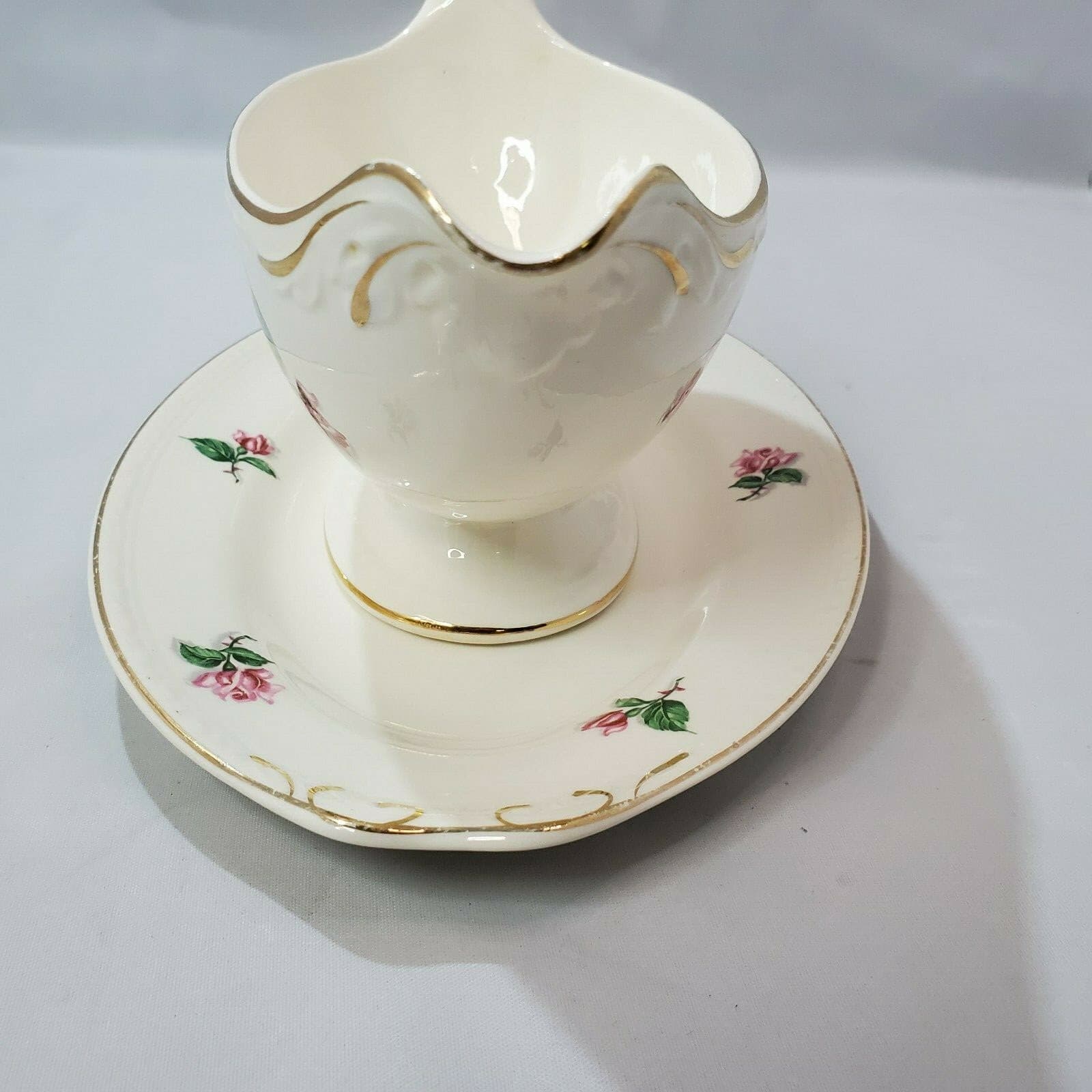 Homer Laughlin Eggshell Georgian Floral Gravy Boat detached Underplate D51N5 - Thumbnail 6