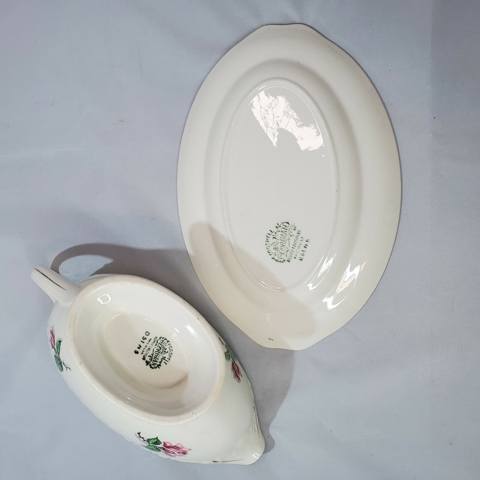 Homer Laughlin Eggshell Georgian Floral Gravy Boat detached Underplate D51N5 - Thumbnail 7