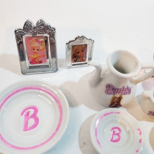 Vtg 90's Barbie White Pink Silver 11 Piece Kitchenware Frames Glasses Accessory - Thumbnail 3