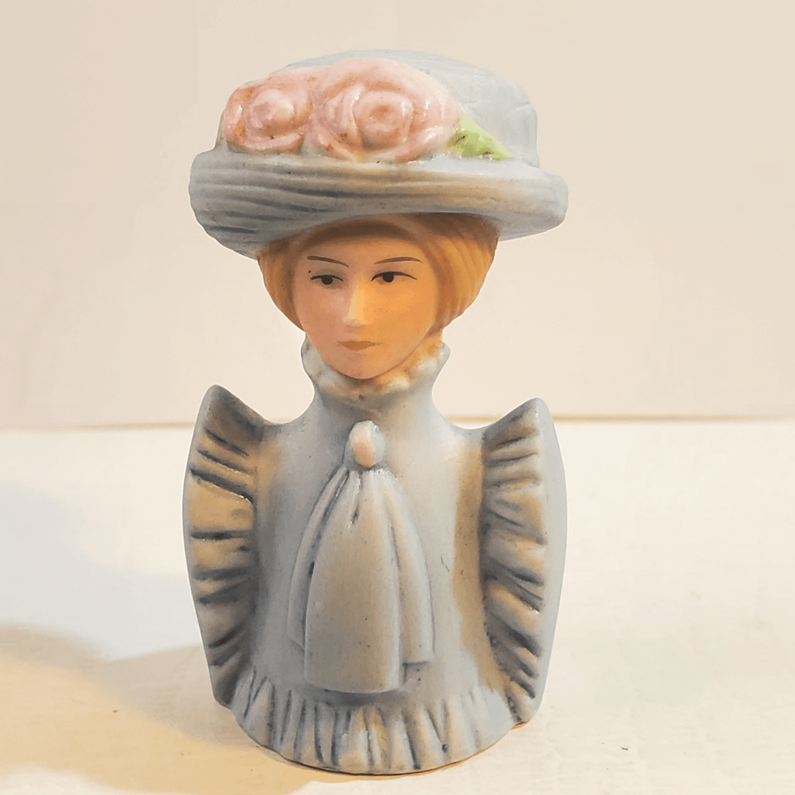 Vintage 1982 Avon American Ladies of Fashion Victorian Lady Thimble