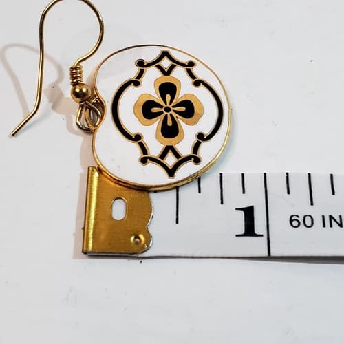 Vtg MEOW Signed Gold Tone White Black Enamel Art Noveau Dangle Hook Earrings - Thumbnail 6