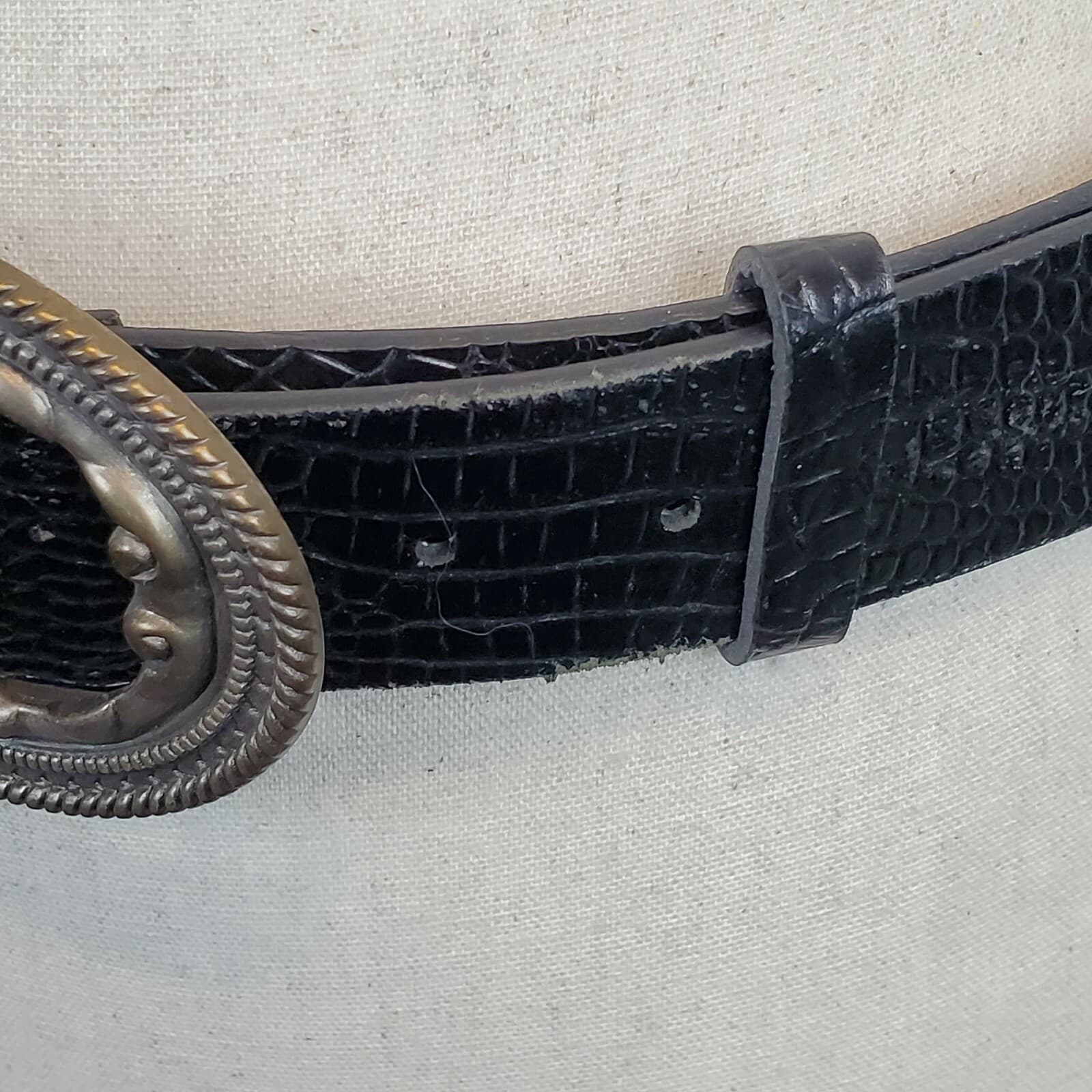 Genuine Italian Leather Black Belt Textured Metal Frame Style Silvertone Buckle - Thumbnail 4