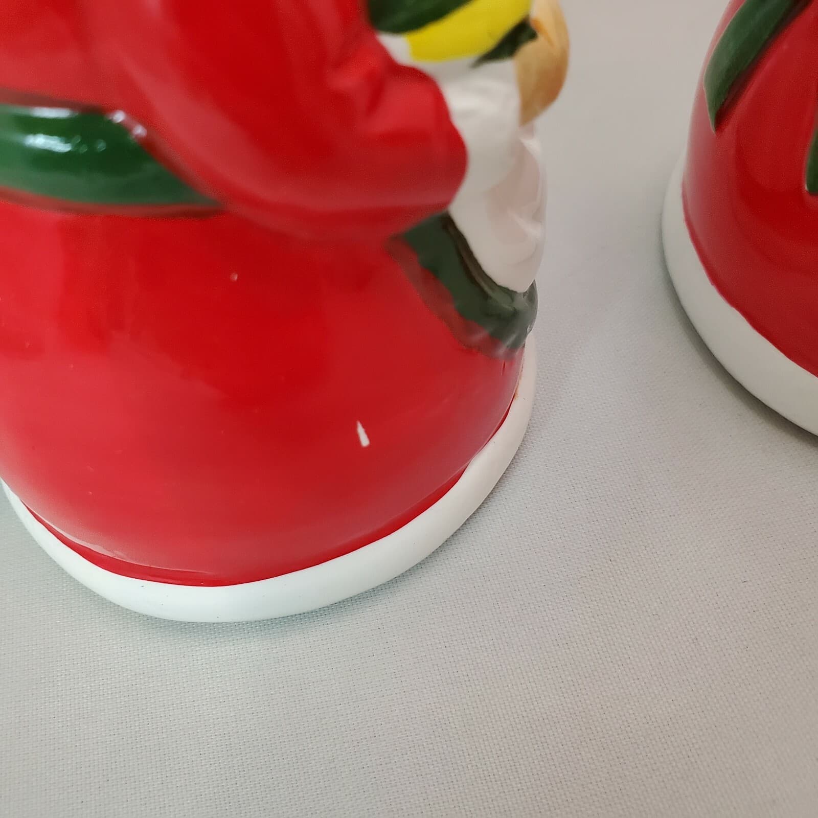 Christmas Holiday Mouse Mice Holding Presents Sugar and Creamer Set Taiwan - Thumbnail 5