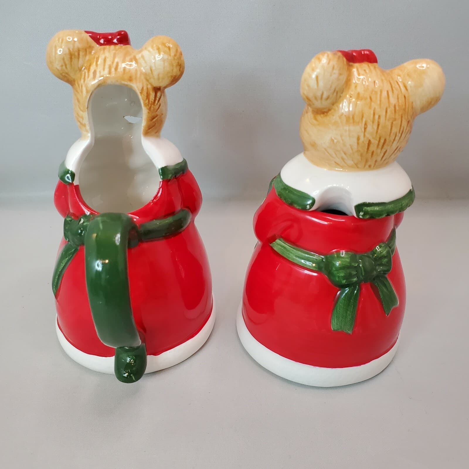 Christmas Holiday Mouse Mice Holding Presents Sugar and Creamer Set Taiwan - Thumbnail 2
