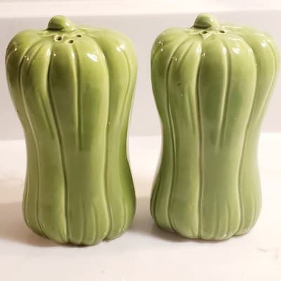 Vintage Anthropomorphic Celery Stalks Salt & Pepper Shakers Large Japan - Thumbnail 4