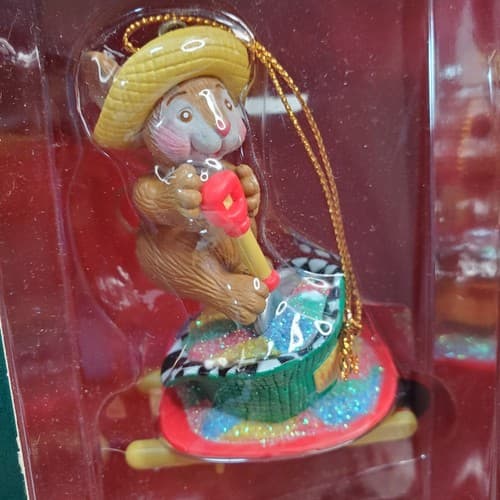 Vtg American Greetings Sowing Christmas Wishes Mouse Ornament w/Box Gardening - Thumbnail 2