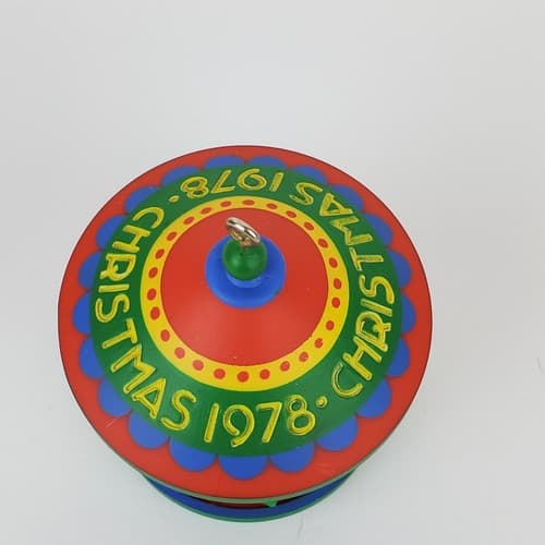 1978 Hallmark Cards Antique Toys Carousel #1 in the series Christmas Ornament - Thumbnail 4