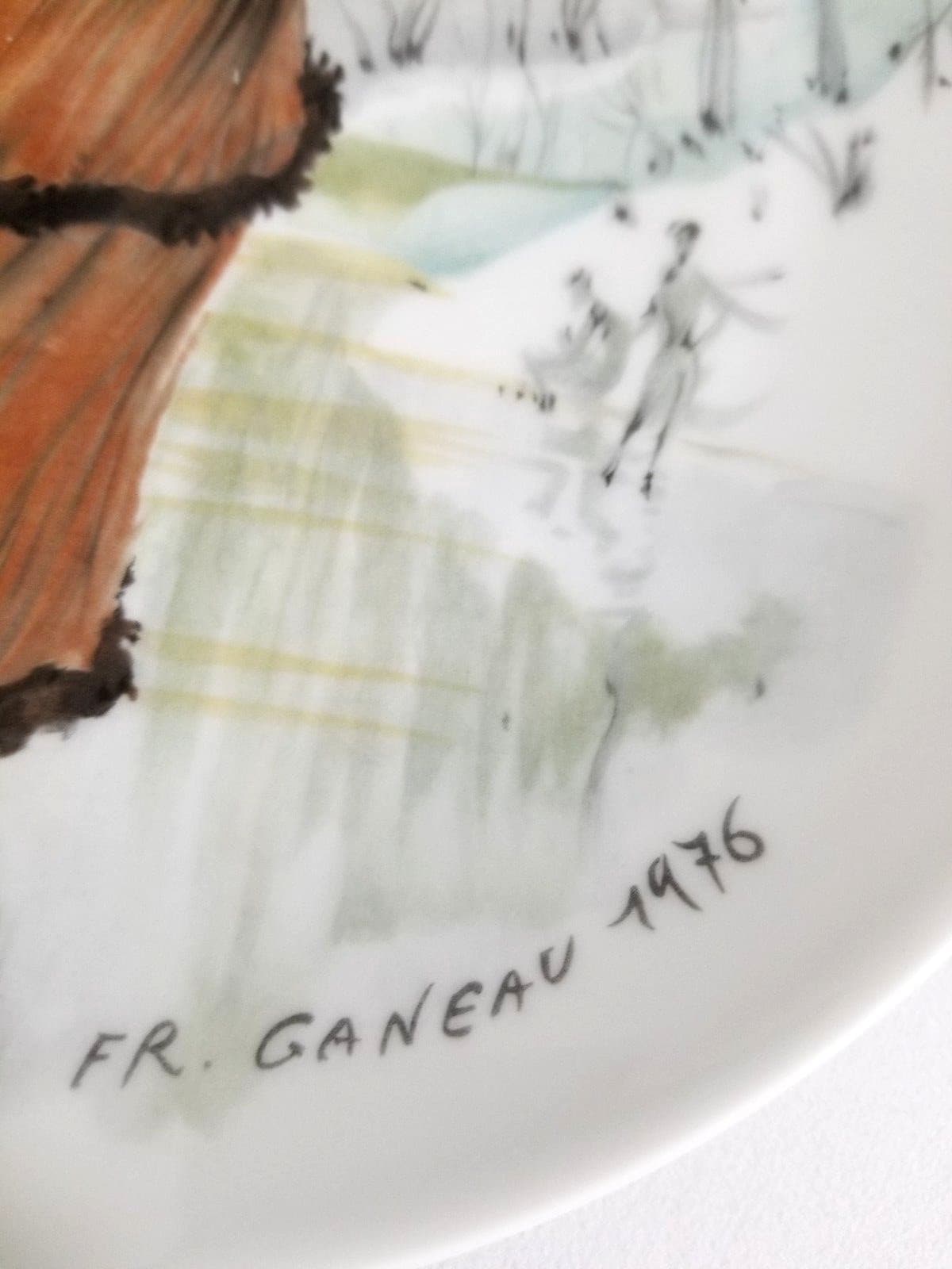 VIntage D'Arceau Limoges France collector plate "Les femmes du siecle" CG169 - Thumbnail 4