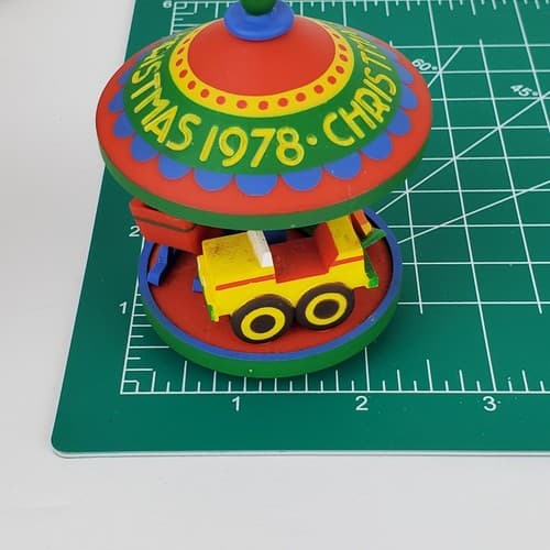 1978 Hallmark Cards Antique Toys Carousel #1 in the series Christmas Ornament - Thumbnail 7