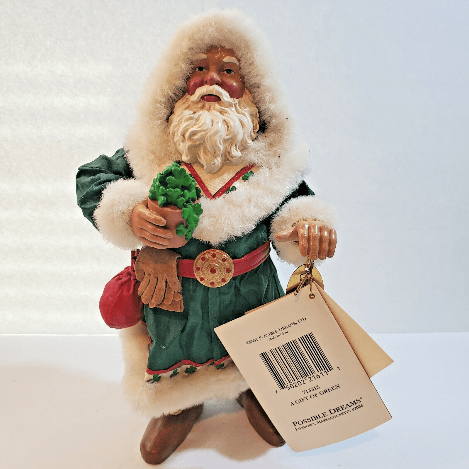 Vintage 2001 Clothtique Possible Dreams A Gift Of Green Christmas Figurine