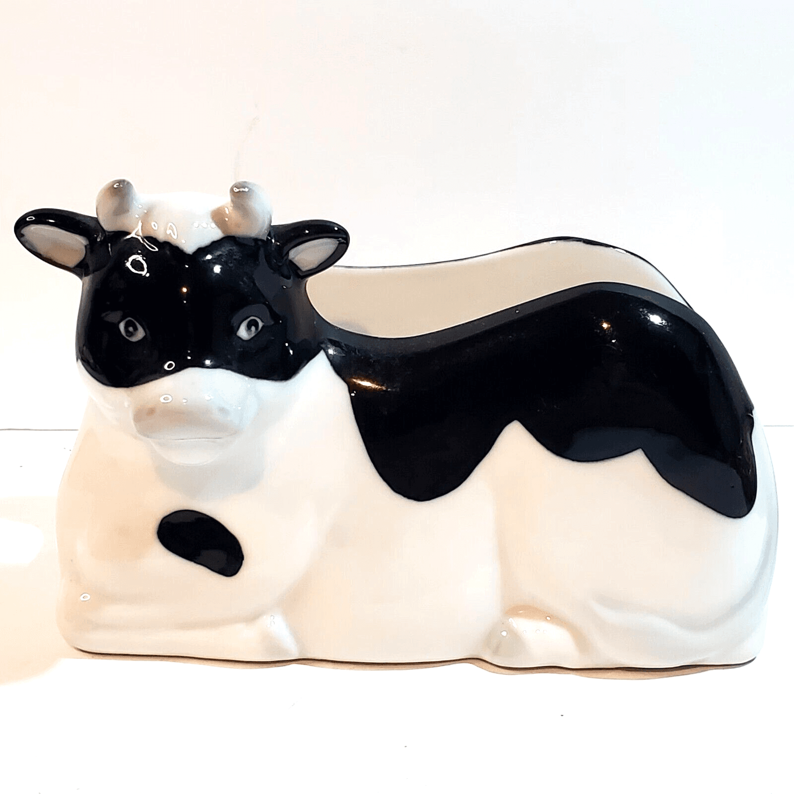 Vintage Henriksen Imports Inc Ceramic Cow Bull Black White Napkin Holder Japan