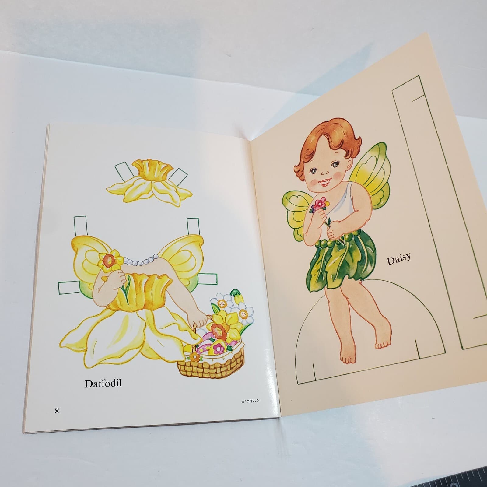 Vintage 2000 Yuko Green Art Uncut Paper Doll Daisy The Flower Fairy 8 Outfits - Thumbnail 4