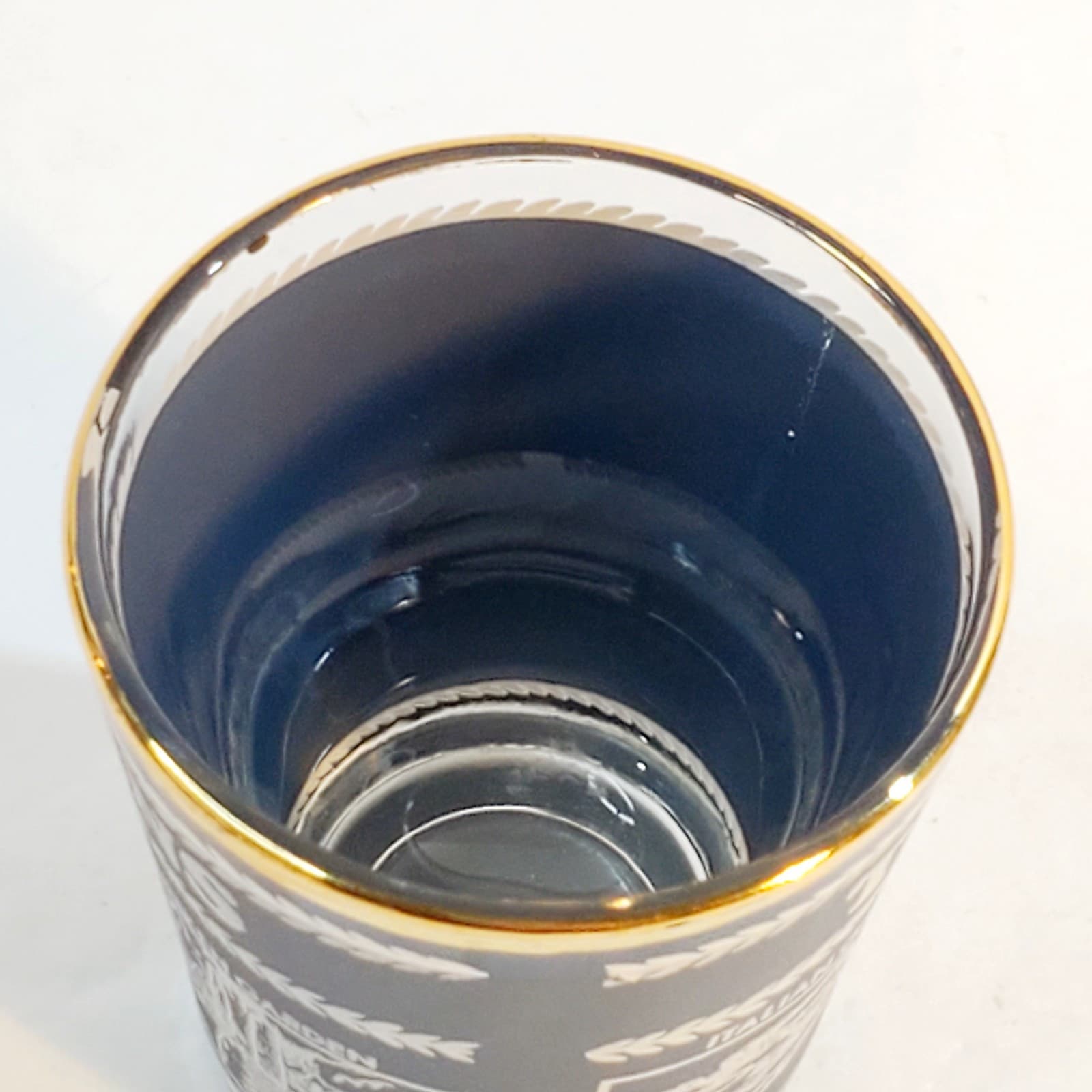 The Butchart Gardens Canada Shot Glass Gold Rim Shooter Jigger Souvenir - Thumbnail 4