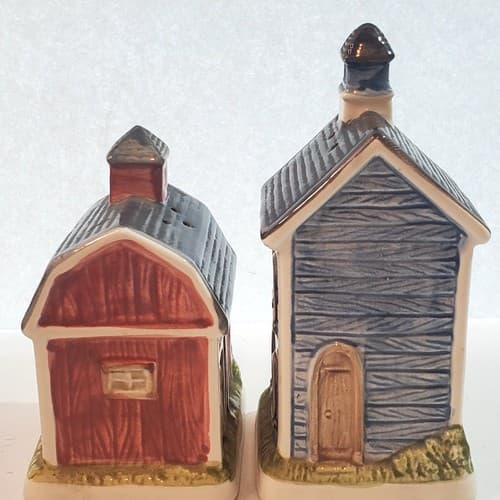 Vintage Gibson Greetings Otagiri Japan Farmhouse Barn Salt & Pepper Shaker Set - Thumbnail 3