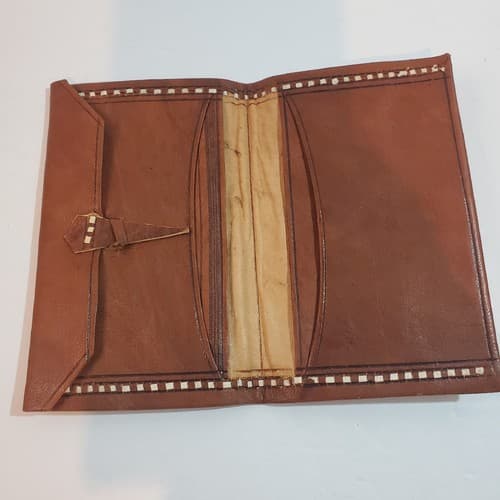 Hand-Crafted Sewn Leather Bi-Fold Wallet Soft Secure Area For Coins Weaved Trim - Thumbnail 2