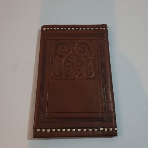 Hand-Crafted Sewn Leather Bi-Fold Wallet Soft Secure Area For Coins Weaved Trim - Thumbnail 7