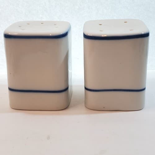 Viana Do Castelo Stoneware White & Blue Square Salt & Pepper Shakers Portugal - Thumbnail 3