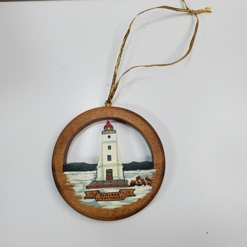 Vtg 1998 Handcrafted Wood Heritage Collection Ornament 1914 Ashland Lighthouse - Thumbnail 2