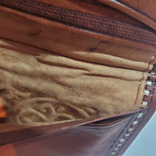 Hand-Crafted Sewn Leather Bi-Fold Wallet Soft Secure Area For Coins Weaved Trim - Thumbnail 6
