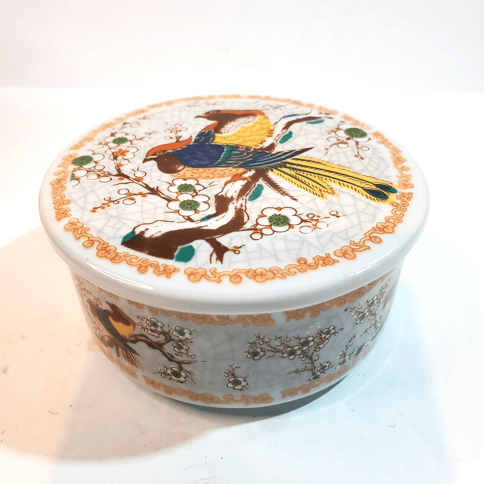 Vintage Imari Ware Porcelain Dresser Trinket Box Korea Pair of Birds Round Dish