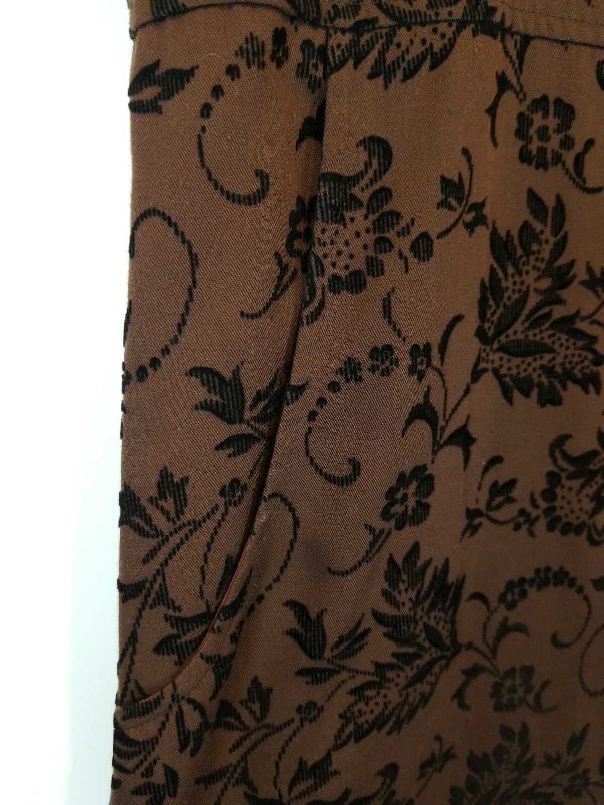 Coldwater Creek lagenlook jumper brown on brown velvet-like design Size PM - Thumbnail 3