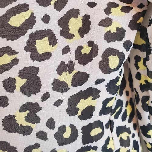 Nanette Lepore Women's Animal Print Blouse Size Small Long Ruffled Sleeve Lined - Thumbnail 5