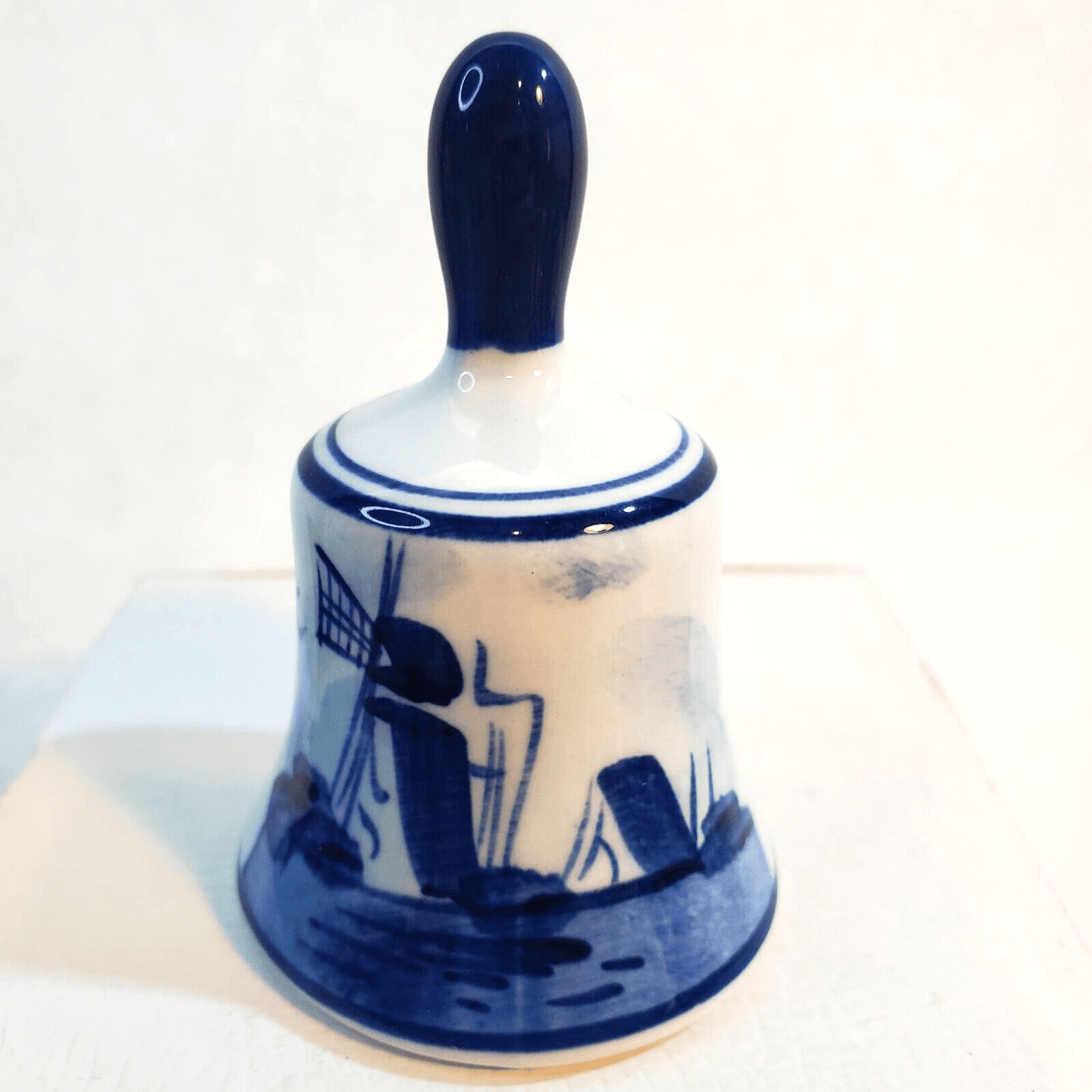 Vtg Souvenir Bell Delfts Blauw Blue Holland Leaf Hand Painted Windmill 3 inch