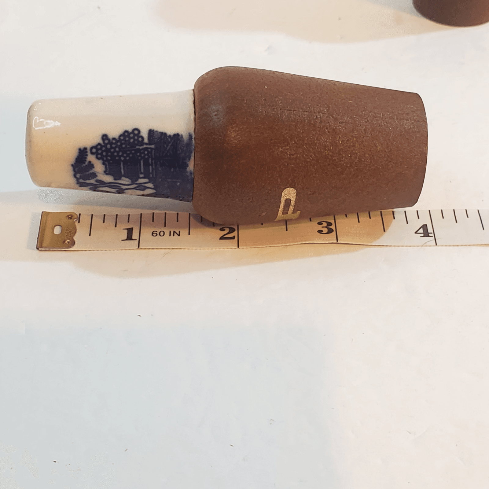 Vintage Porcelain Wood Salt And Pepper Shakers Made In Japan Blue Willow - Thumbnail 6