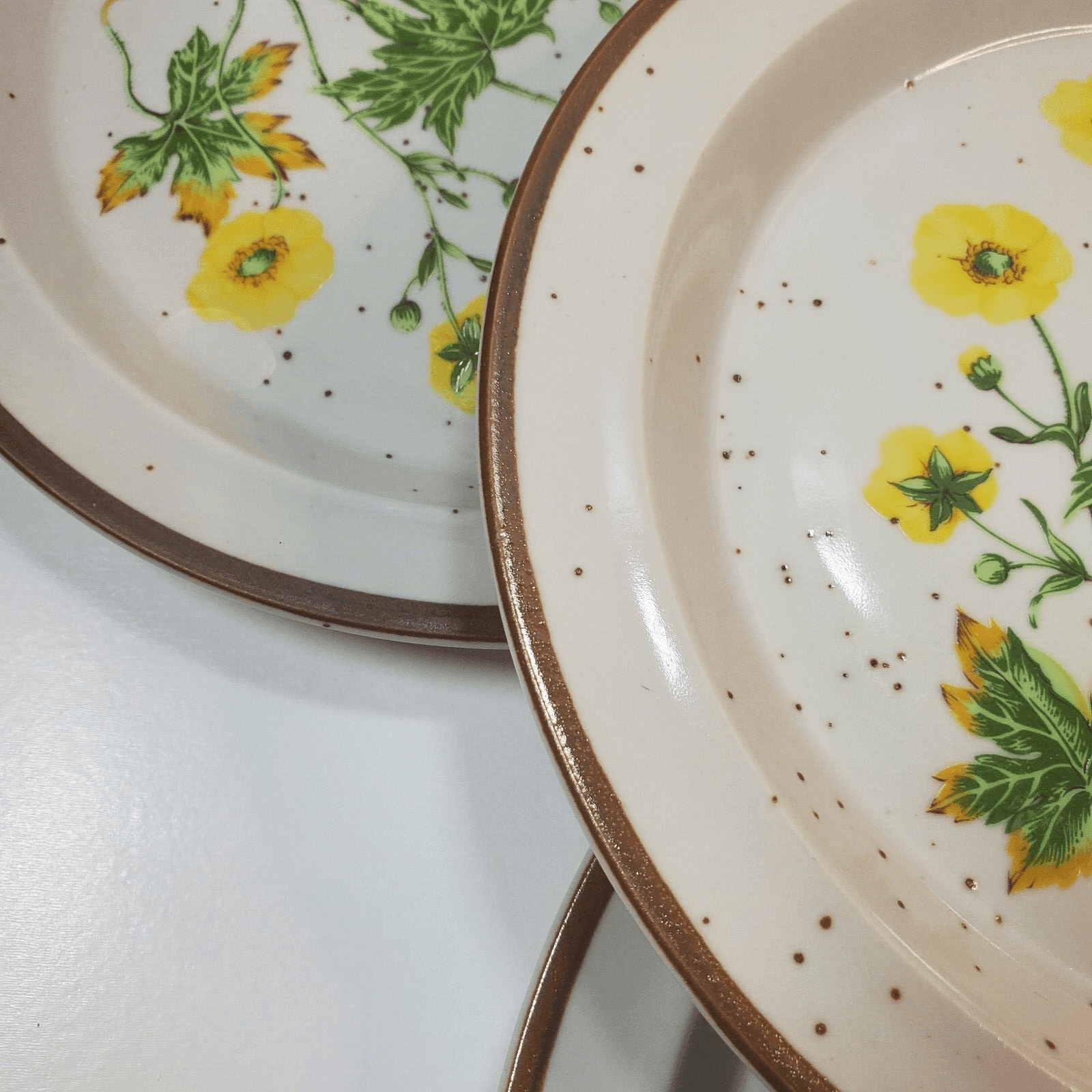 Set of 4 Buttercup Japan Floral Stoneware Bread Plates Brown Speckled NO. 204 - Thumbnail 3