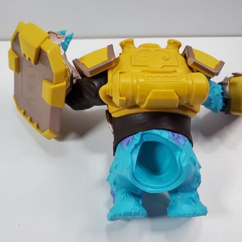 Disney Mirrorverse Sulley Tank 5" Action Figure w/ Shield By McFarlane Toys - Thumbnail 8