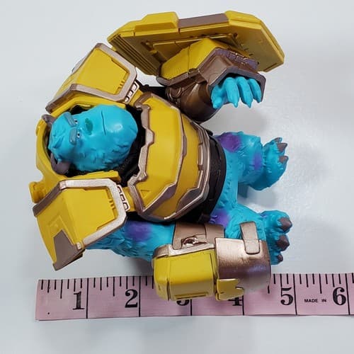Disney Mirrorverse Sulley Tank 5" Action Figure w/ Shield By McFarlane Toys - Thumbnail 12