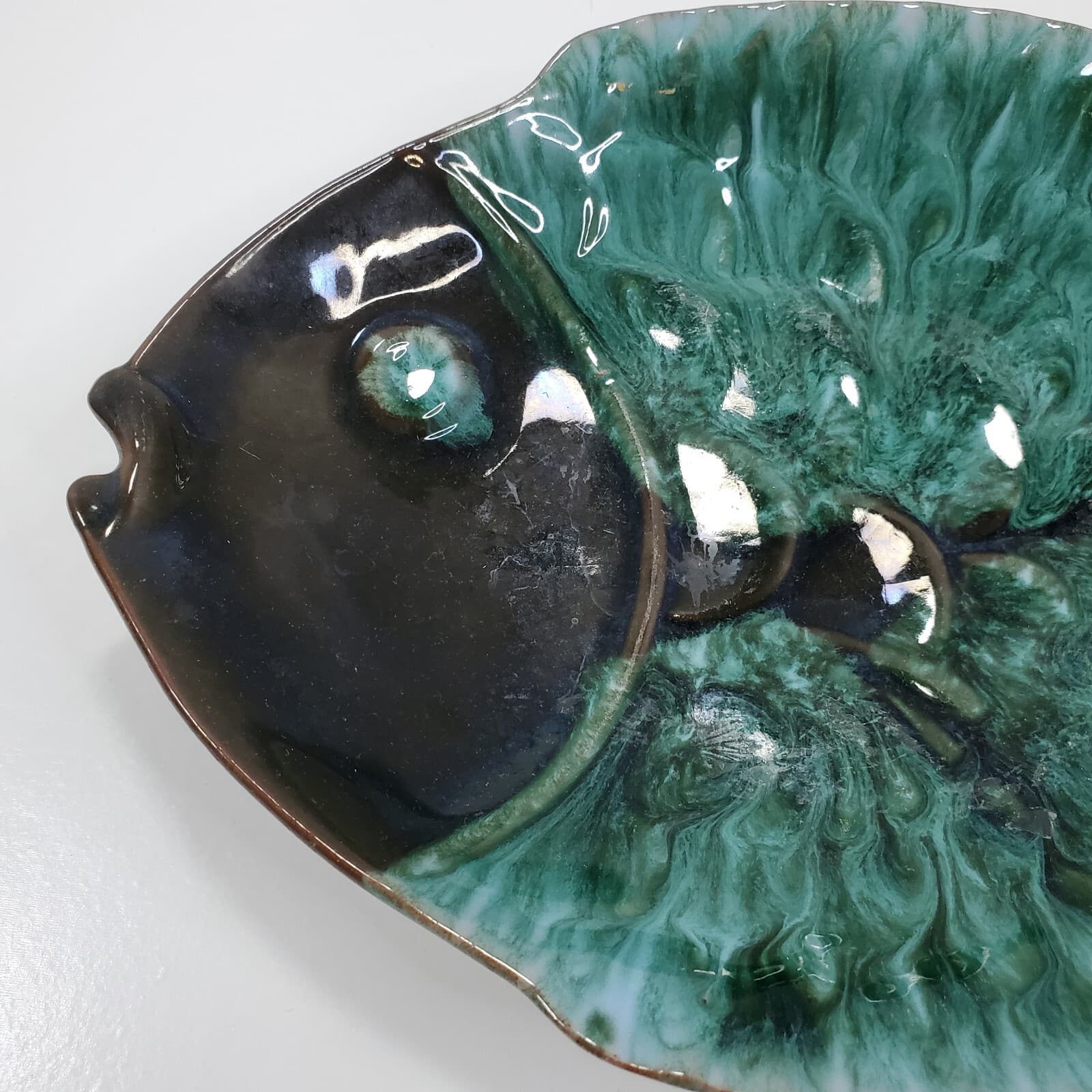 Blue Mountain Pottery Ceramic Art Pottery Fish Plate Bowl Blue Green Black Glaze - Thumbnail 2