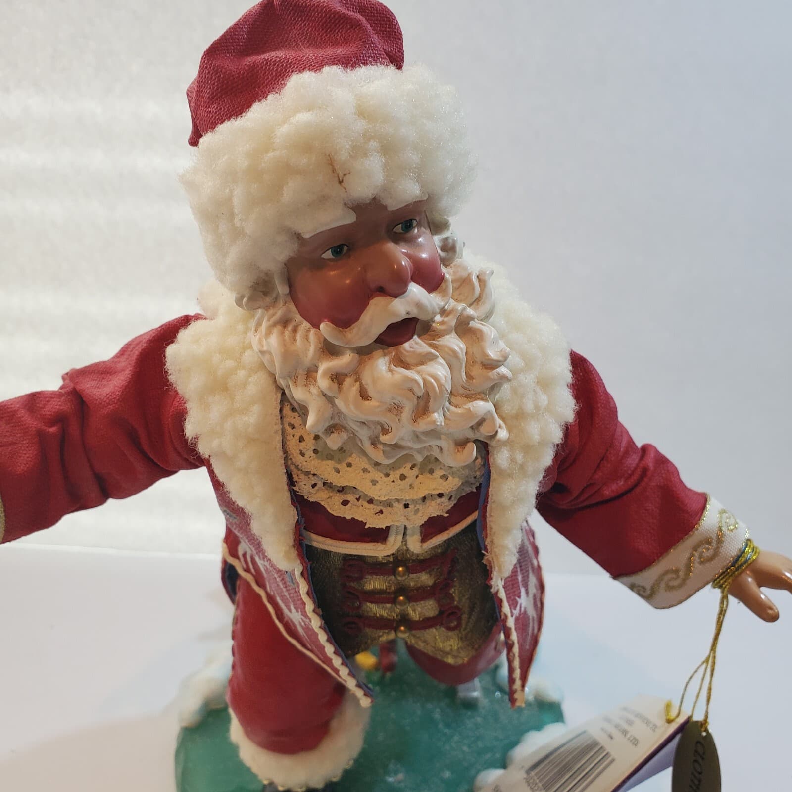 Vintage 2000 Clothtique Possible Dreams Santa's Coattails Christmas Figurine - Thumbnail 10