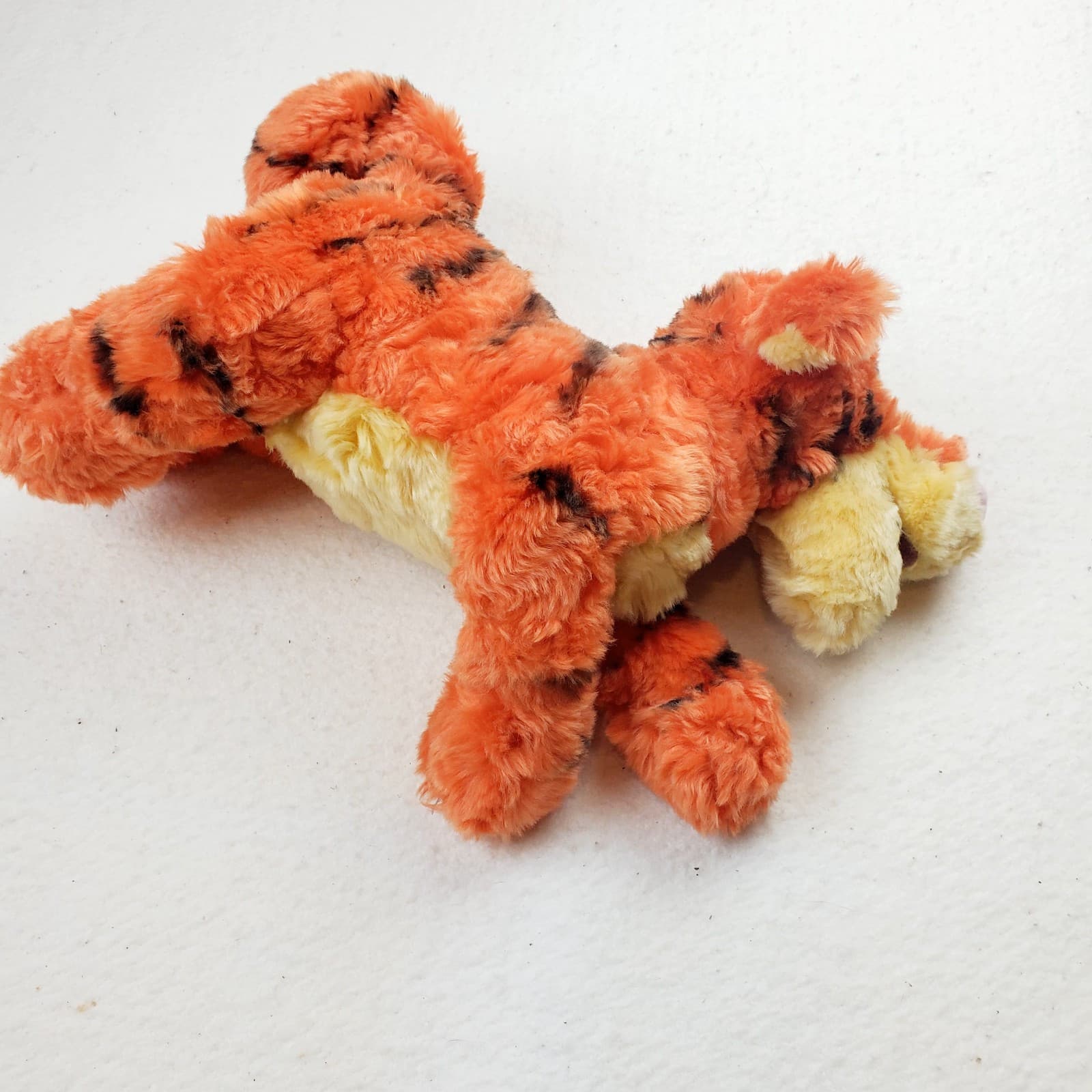 Vtg DISNEY STORE Fluffy MG Lying TIGGER PLUSH Winnie The Pooh Stuffed Animal Toy - Thumbnail 4