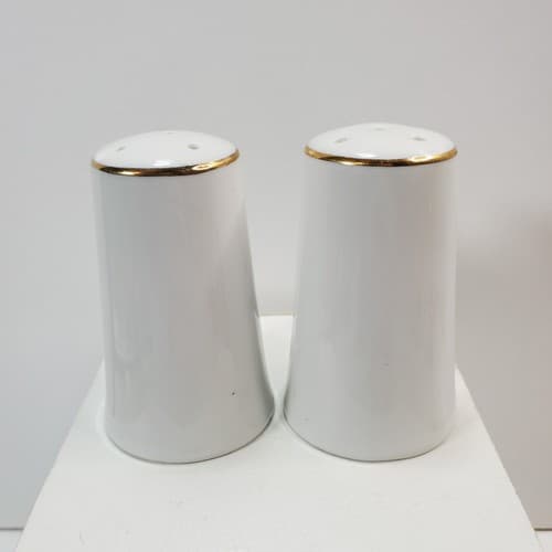 Vintage Made in Japan Salt and Pepper Shaker Pair Christmas Tree Design - Thumbnail 3