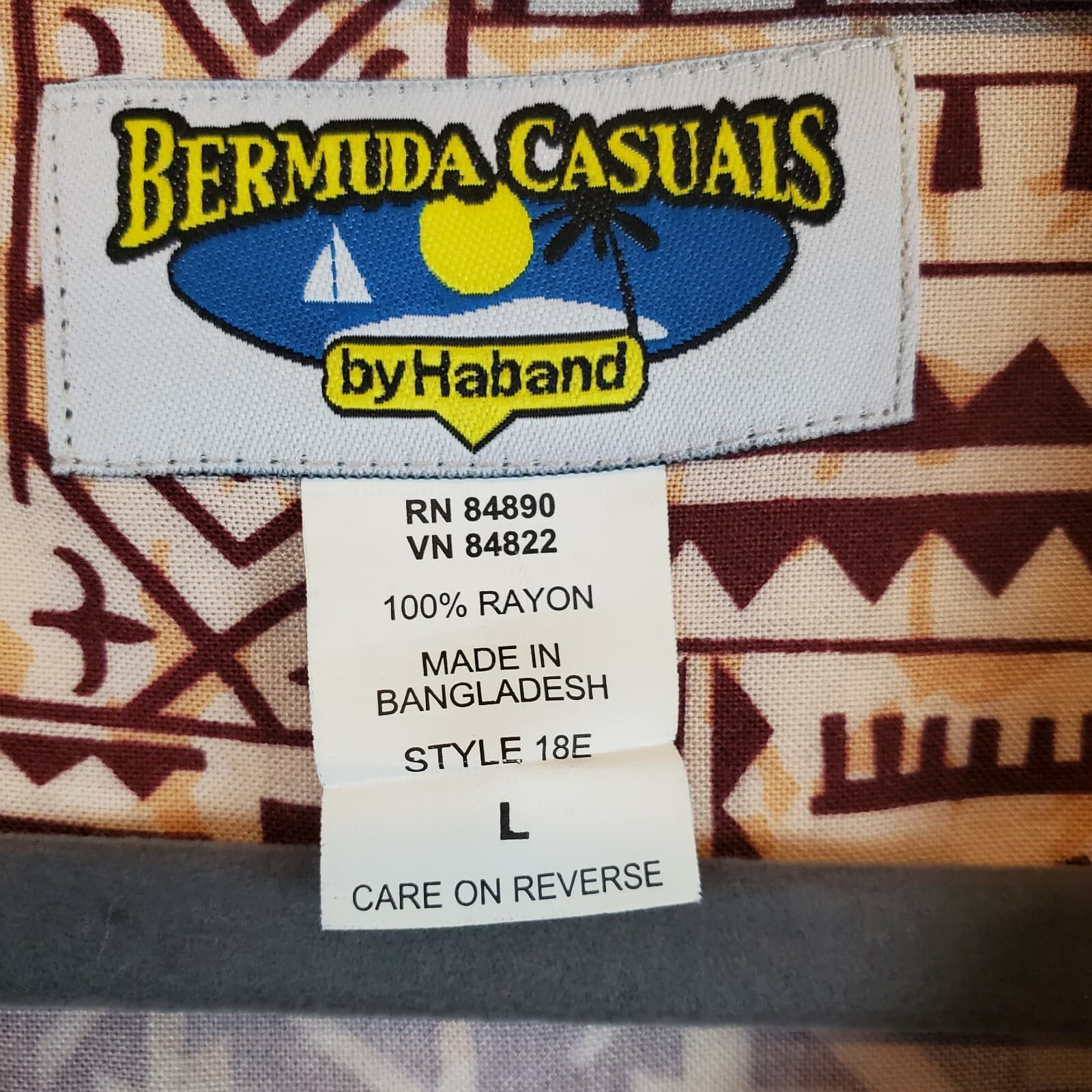 Bermuda Casuals By Haband Mens Size L Reddish Beige Tan Geometric Print Shirt - Thumbnail 3