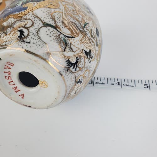 Vintage Hand Painted Satsuma Porcelain Egg Geisha Girl Birds Motif 4.5 in - Thumbnail 8
