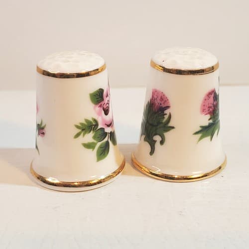 Vintage Set of 2 Aynsley Porcelain Thimbles Pink Flowers Floral Collection - Thumbnail 4