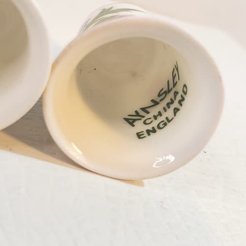 Vintage Set of 2 Aynsley Porcelain Thimbles Pink Flowers Floral Collection - Thumbnail 8