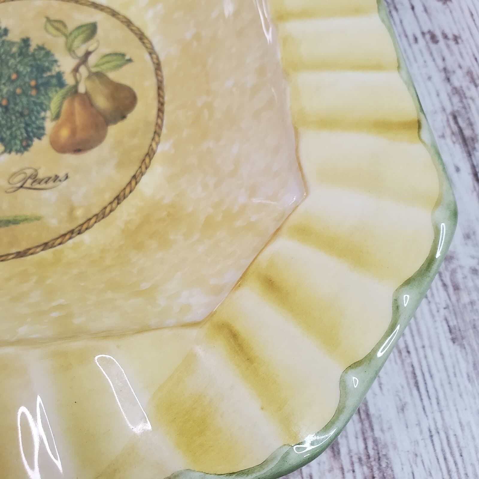 Vtg Due Torri Ceramica Made in Italy Serving Bowl Pear Tree Design Ribbed Edge - Thumbnail 5