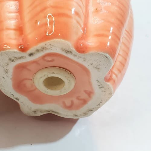 Vtg Treasure Craft 4" Bunny Rabbit & Carrots Easter Salt & Pepper Shakers USA - Thumbnail 10