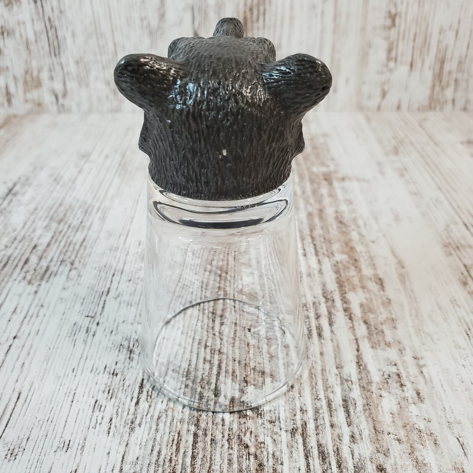 Novelty Metal Bears Head Shot Glass Man Cave Home Bar Hunter Sportsman Shooter - Thumbnail 4