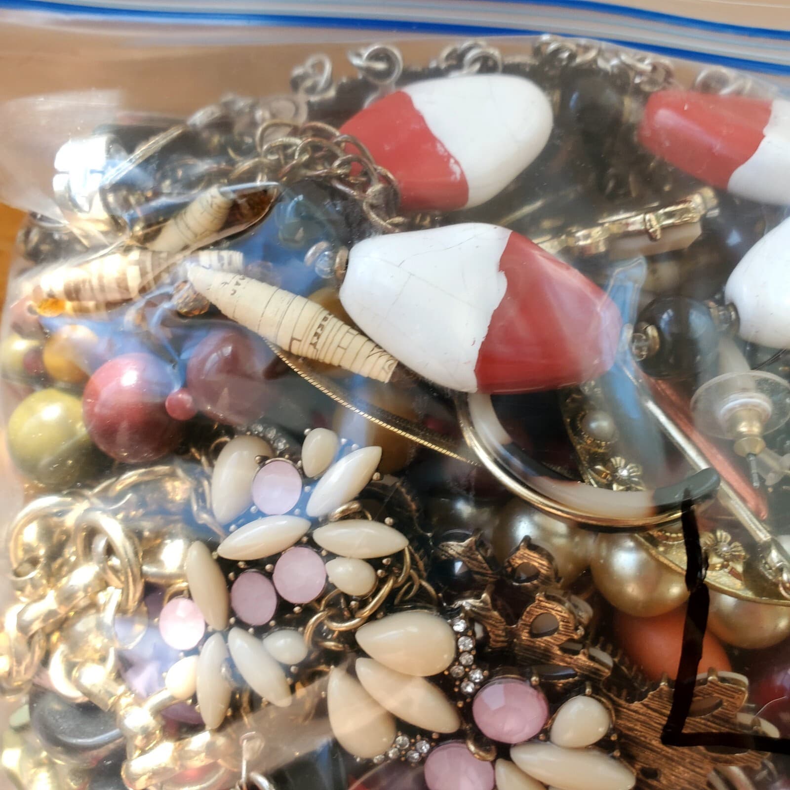 4+ LBS Jewelry Lot #888 Wearable Resellable Crafts Necklaces Earrings Vtg Modern - Thumbnail 4