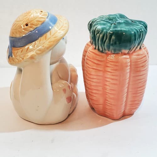 Vtg Treasure Craft 4" Bunny Rabbit & Carrots Easter Salt & Pepper Shakers USA - Thumbnail 5