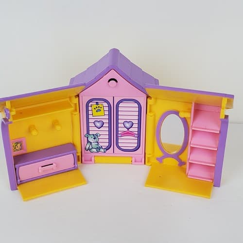 Polly Pocket Folding Fold Out Dog House 2 Dogs w/Outfits and Bowls - Thumbnail 5