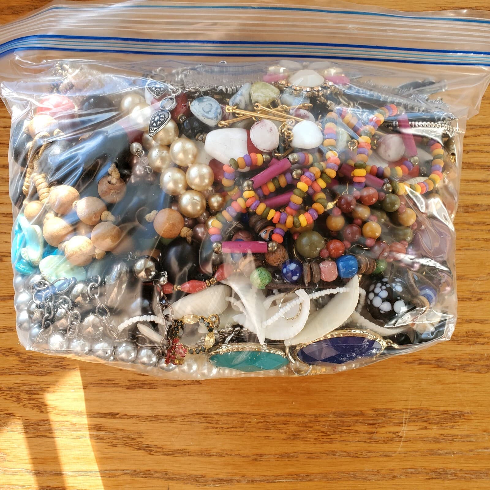 4+ LBS Jewelry Lot #888 Wearable Resellable Crafts Necklaces Earrings Vtg Modern - Thumbnail 7
