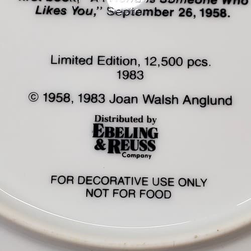 Vintage Joan Walsh Anglund Hanging Plate A Friend Is Someone Who Likes You 1983 - Thumbnail 5