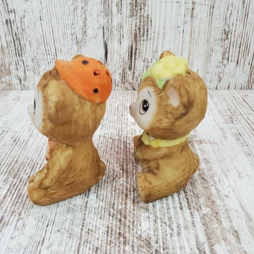 Vintage Big Eyed Boy & Girl Brown BEARs Salt & Pepper Shakers Made in Taiwan - Thumbnail 2