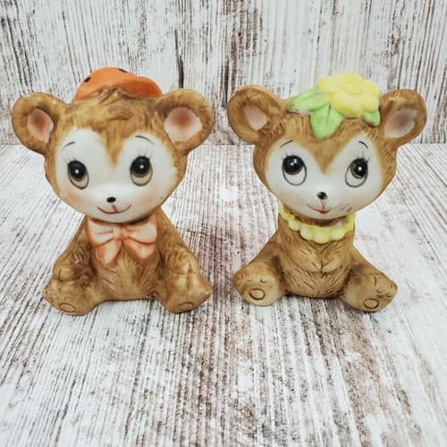 Vintage Big Eyed Boy & Girl Brown BEARs Salt & Pepper Shakers Made in Taiwan