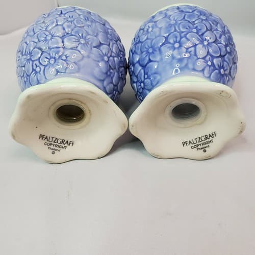Pfaltzgraff Summer Breeze Salt Pepper Shakers Sculpted Lavender Hydrangeas - Thumbnail 4